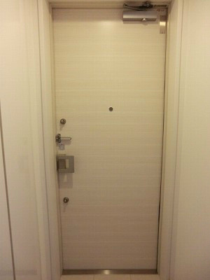 ドゥーエ三田 玄関