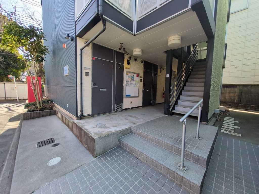 レオパレスウエスト　ヴィレッジ その他3