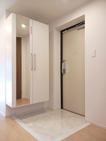 ヴィレッジ　キール 玄関