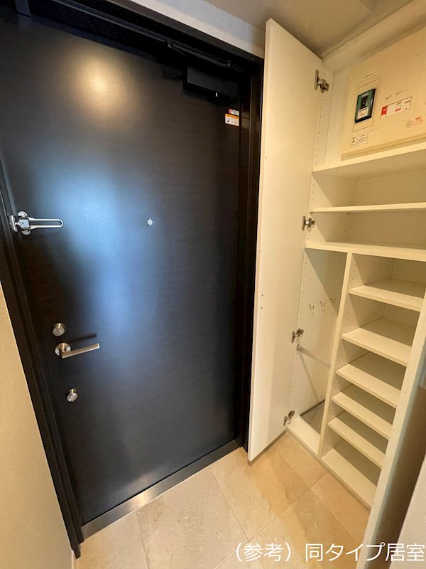 エスティメゾン千石 玄関