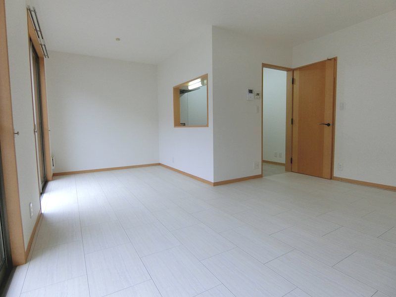 ルピナス烏山　A棟 リビング