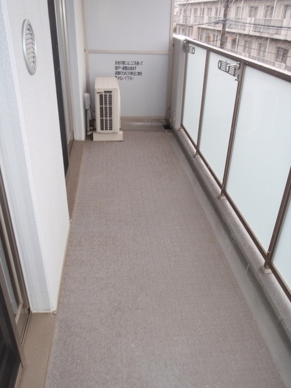 エスティメゾン代沢 ベランダ