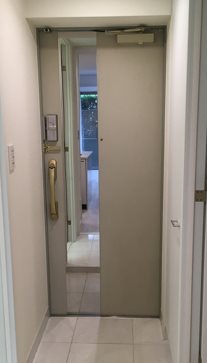 コンフォート白金台 玄関