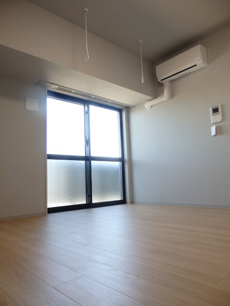 ZOOM西新宿 リビング