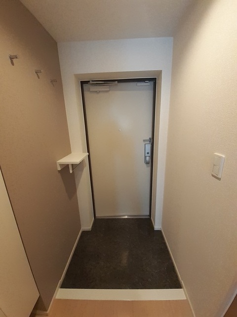 シャルフィー 玄関