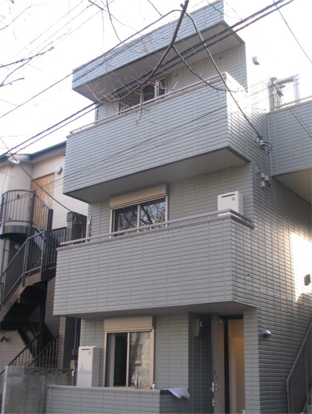 ブラウニ世田谷 301号室 外観