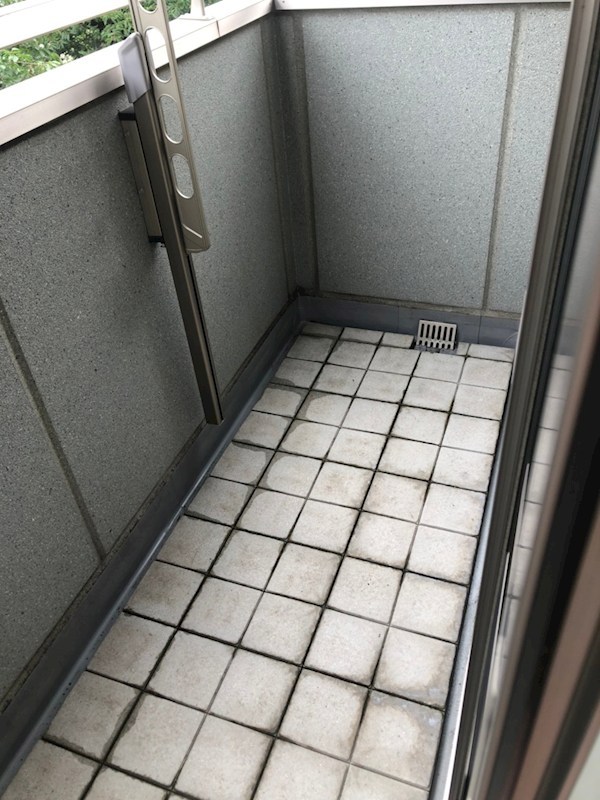 ブラウニ世田谷 ベランダ