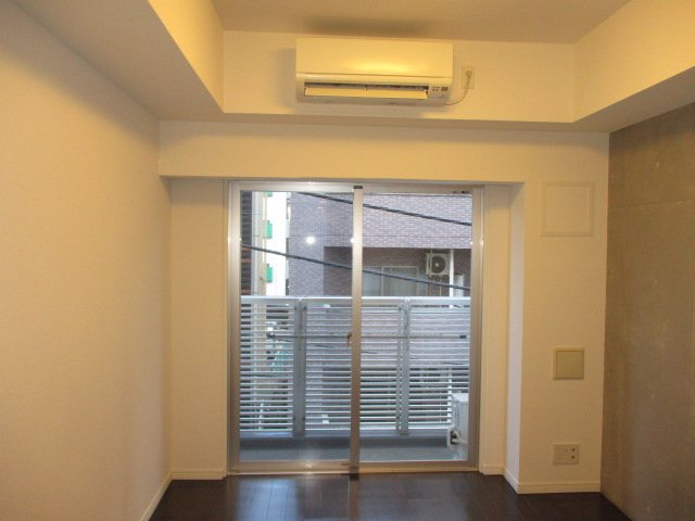 ヴォーガコルテ東新宿 玄関