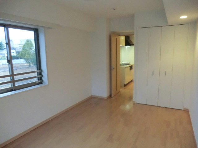 エスティメゾン中野富士見町 ベッドルーム