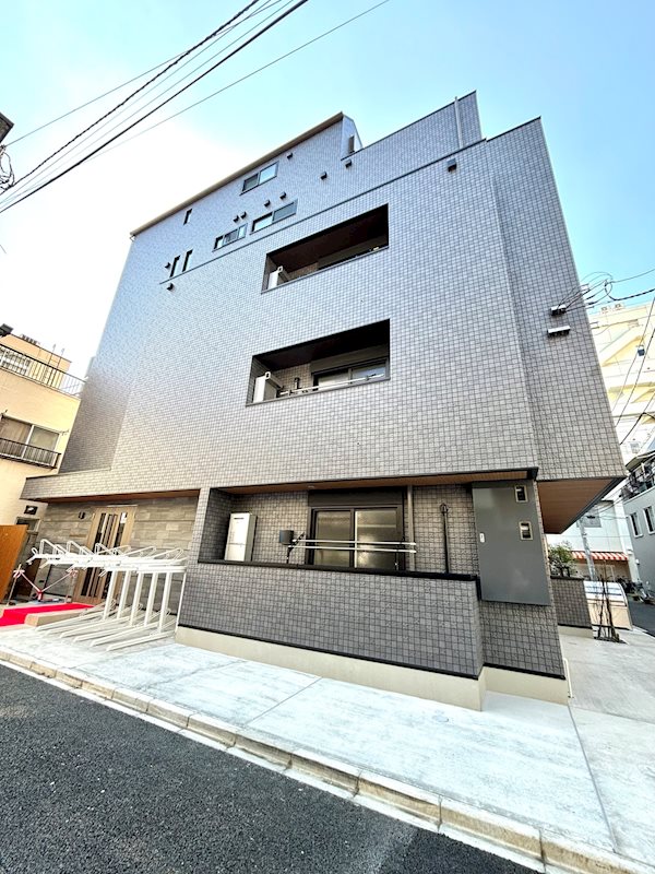 Green Garden YOTSUYA 201号室 外観