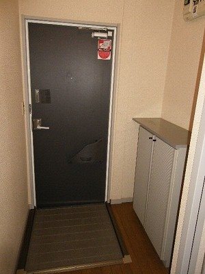 クレッセント 玄関