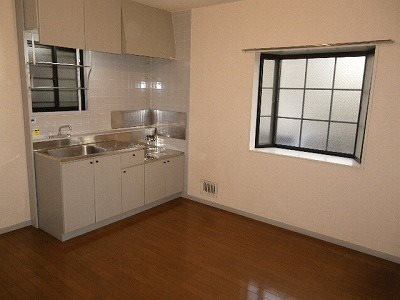 クレッセント リビング