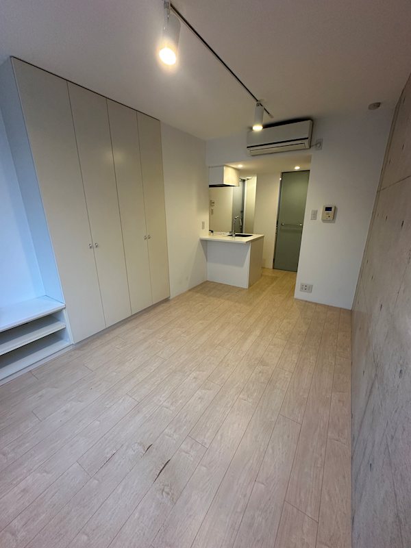 Ｍｏｄｅｌｉａ　Ｂｒｕｔ表参道 リビング