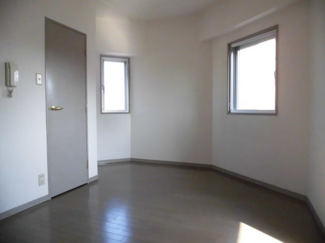 ジェイパーク青葉台弐番館 リビング