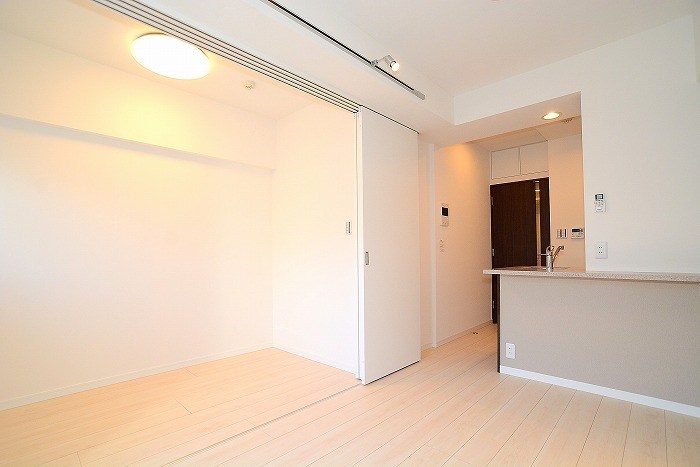 グランドコンシェルジュ三宿アジールコート リビング