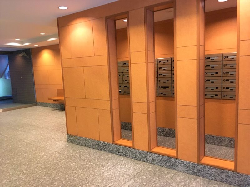 東急ドエルアルス代々木参宮橋 玄関