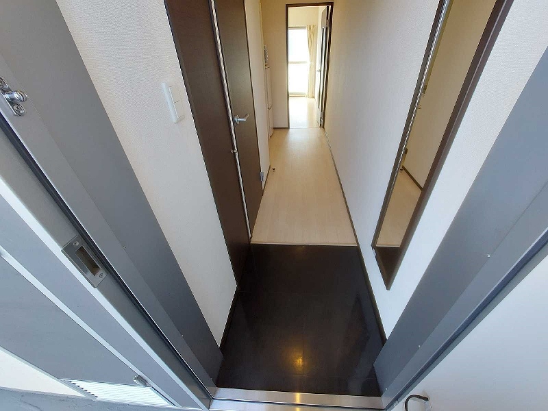 レオネクストカサ　フェリス 玄関