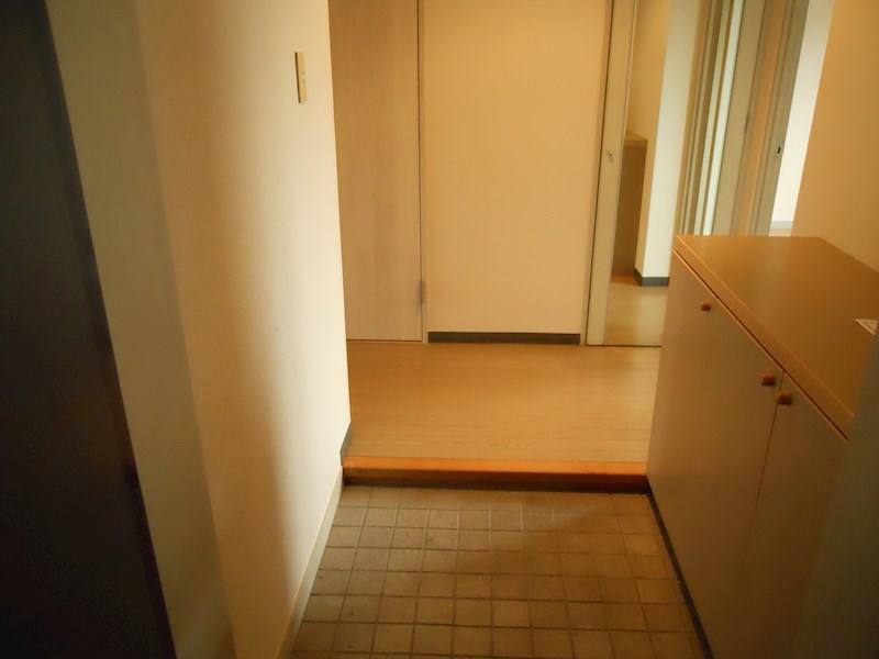 クレール祖師谷 玄関