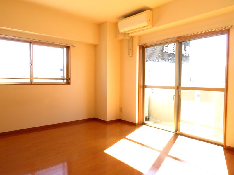 クレスト高円寺 リビング