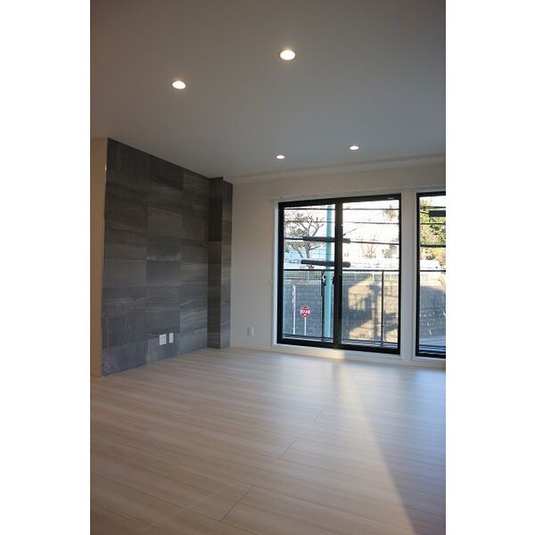 イーストテラス リビング