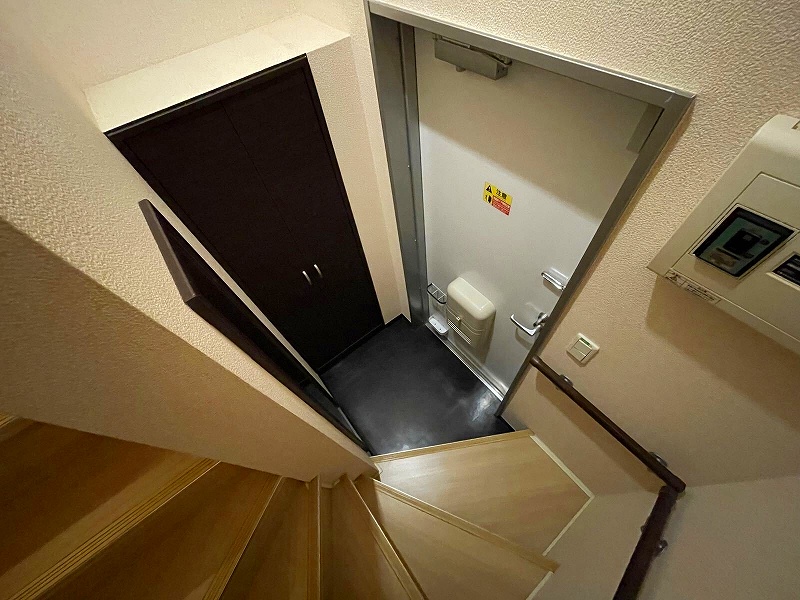 レオネクスト南青山２ 玄関