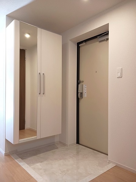 ヴィレッジ　キール 玄関