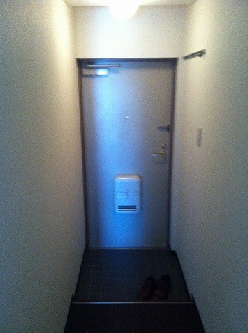 シャンテ三宿 玄関