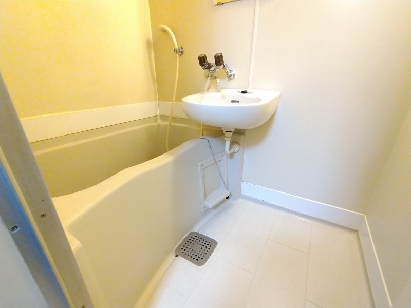 レオパレス新宿Ａ館 風呂画像