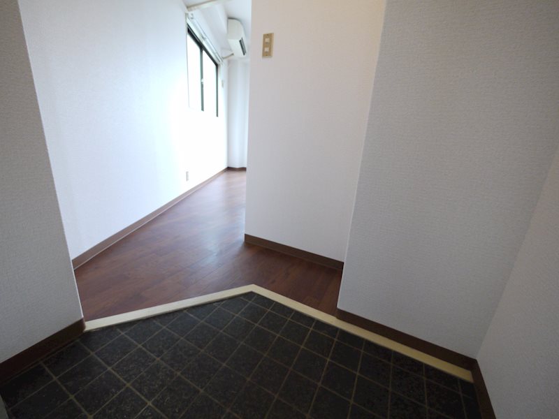 レジェンドⅢ 玄関