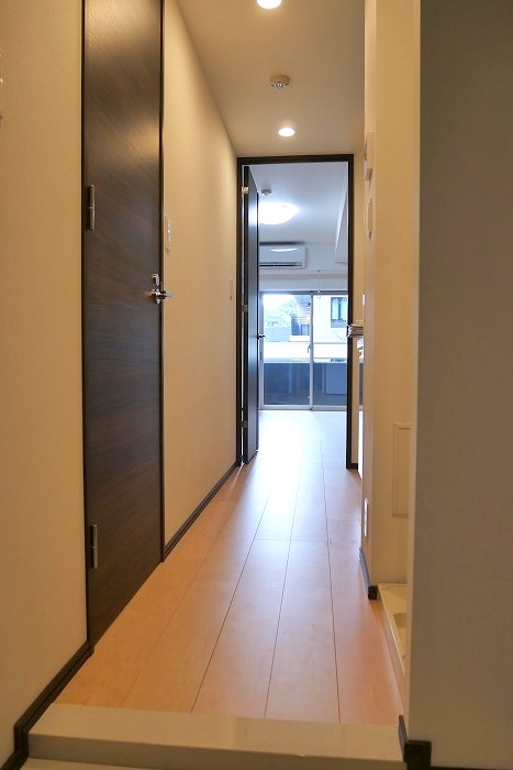 ジェノヴィア四谷三丁目グリーンヴェール 玄関