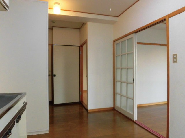 ライラックマツモト 玄関