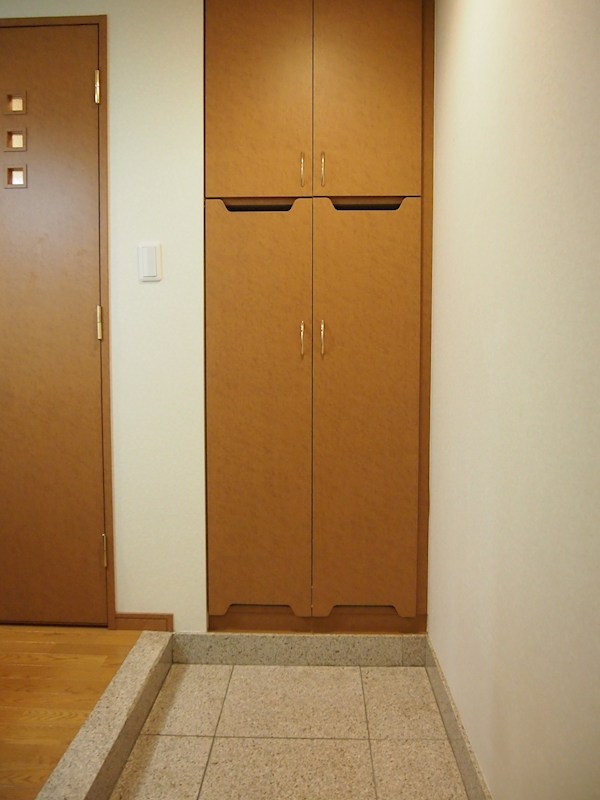 ルーブル渋谷初台 玄関