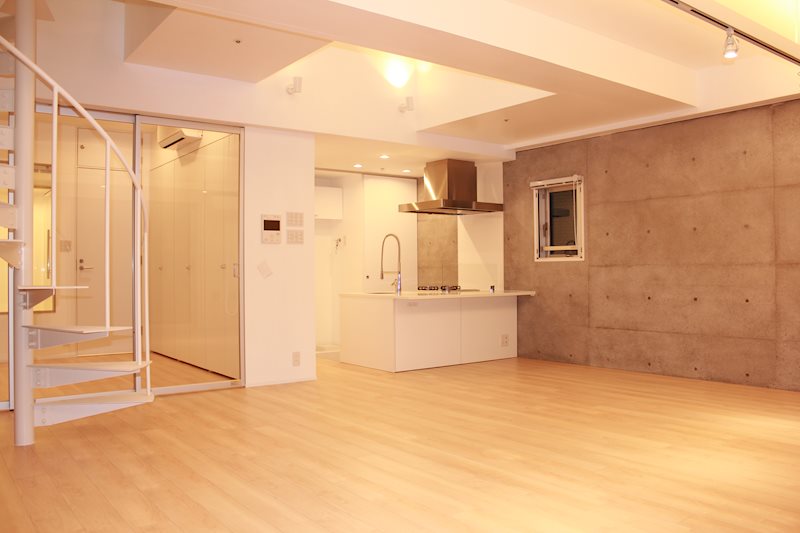 ZOOM都庁前 リビング