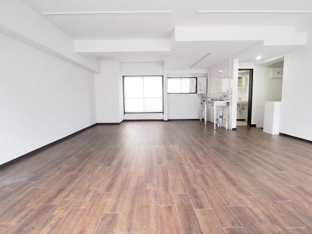 第五大貴ビル  リビング