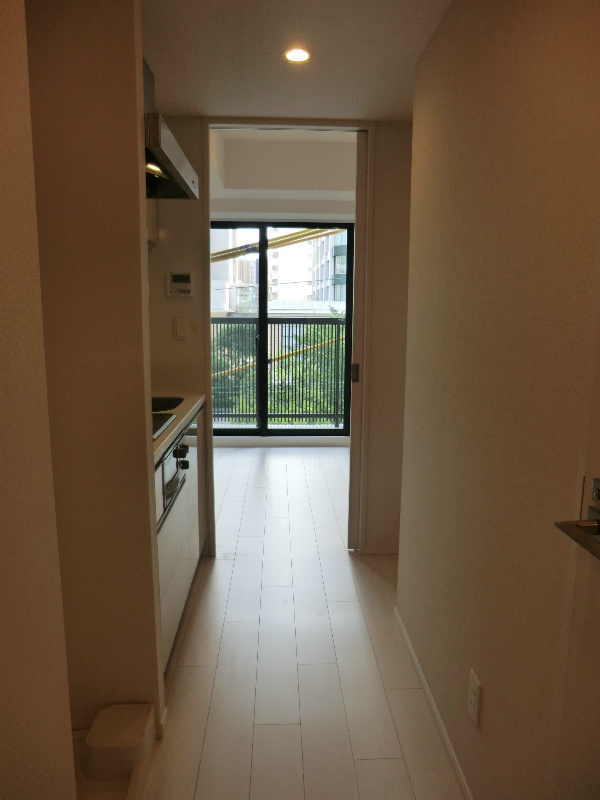 白金ウエスト 玄関