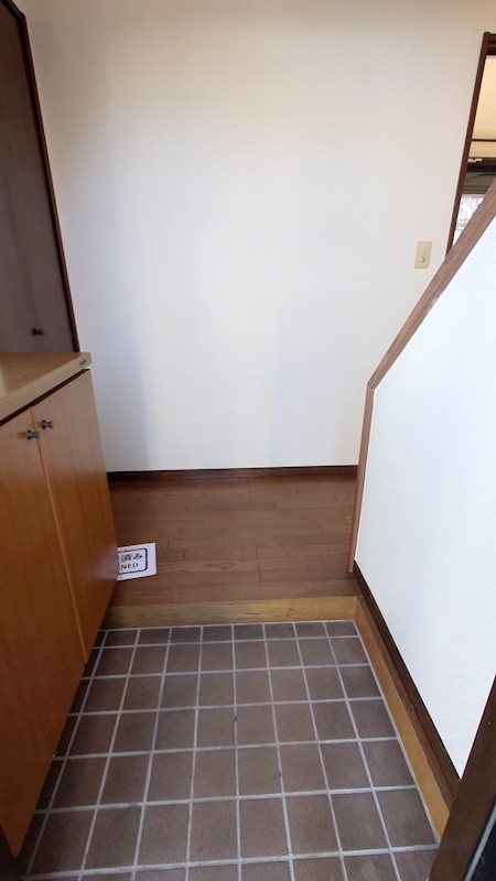 吉祥ガーデン成田東 玄関