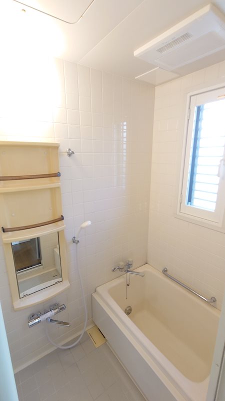 吉祥ガーデン成田東 風呂画像