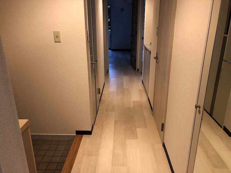 クレール祖師谷 玄関