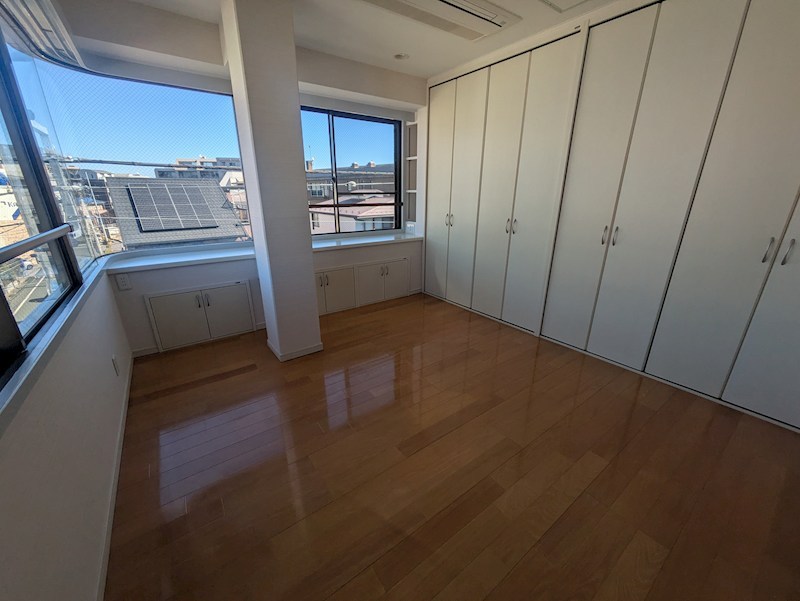 ロイヤルコート桜新町 ベッドルーム