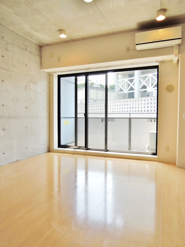 サニーハイマート下北沢 リビング