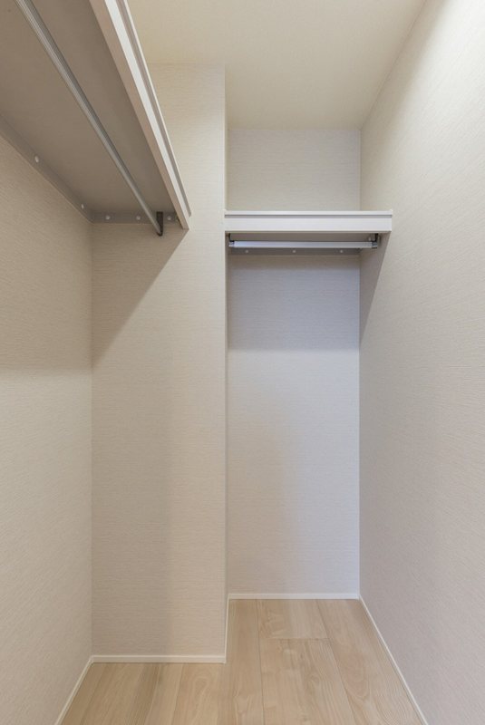 グランフォルトゥーナ久我山 手　数　料　1　0　0 その他3