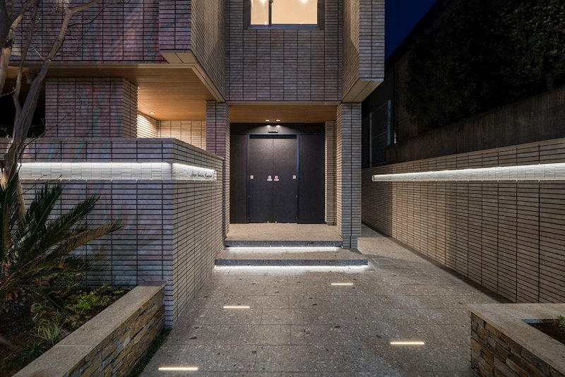 グランフォルトゥーナ久我山 手　数　料　1　0　0 その他外観1