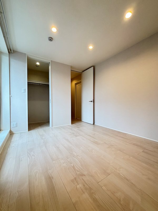 グランフォルトゥーナ久我山 手　数　料　1　0　0 ベッドルーム