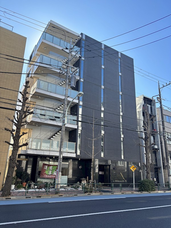 シャングリラ 203号室 外観