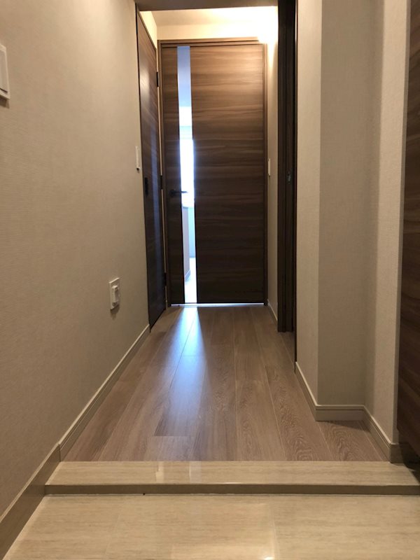 ジオ新宿百人町 玄関