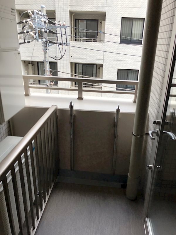 ジオ新宿百人町 ベランダ