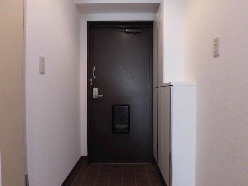 オーキッドハウス 玄関