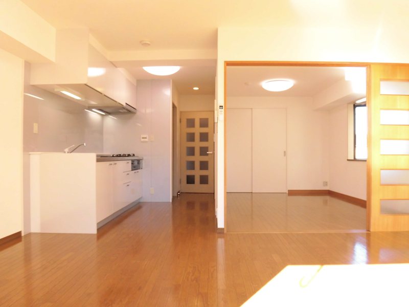 オーキッドハウス リビング