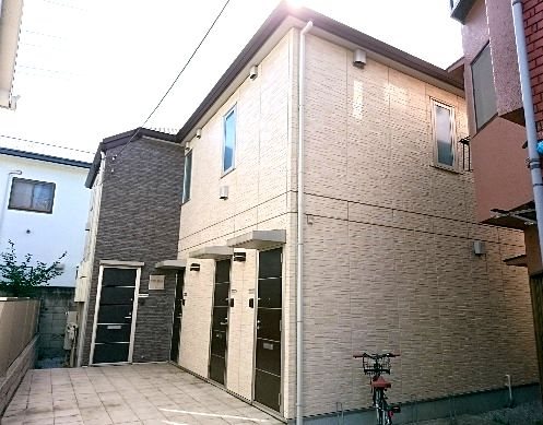 フィオーレ成城 201号室 外観