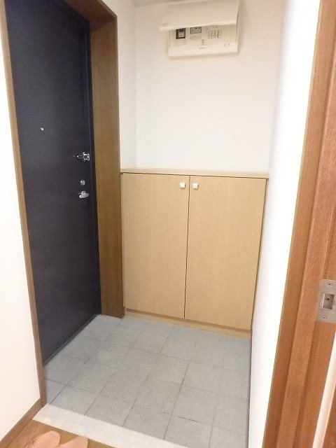 松原ハイツ 玄関